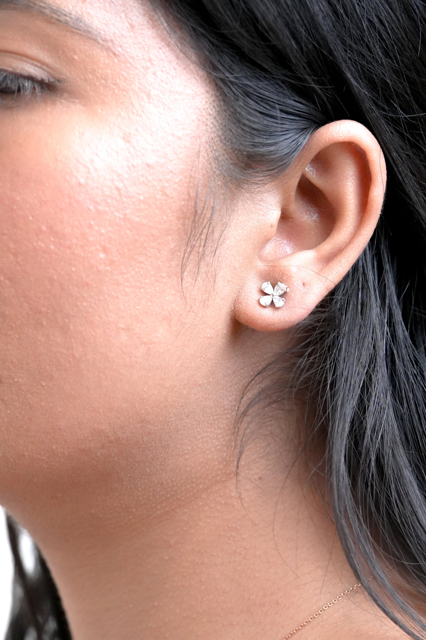 14kt Petal Bloom Diamond Clover Stud Earrings