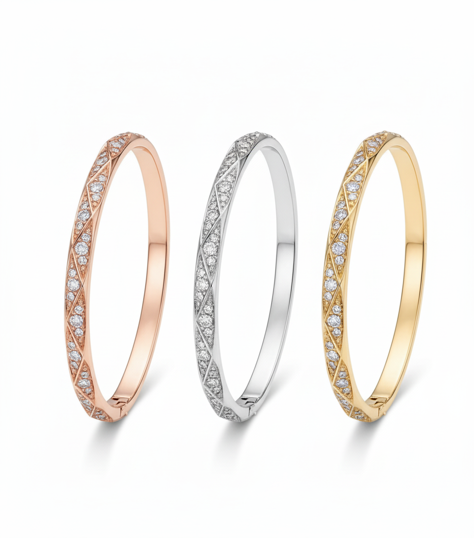 Elegant Rose Gold Diamond-Cut Pattern Bangle