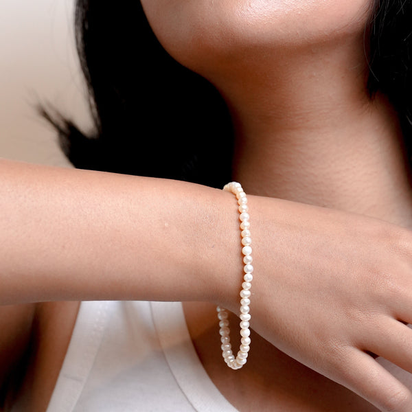 The Lumina Petite Seed Pearl Bracelet