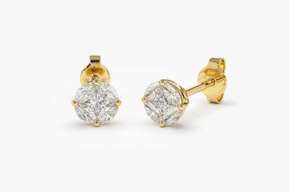 Mystique Natural Solitaire Stud Earring