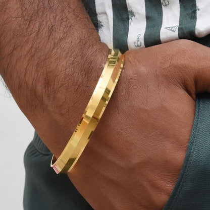 Classic Beveled Kada for Men